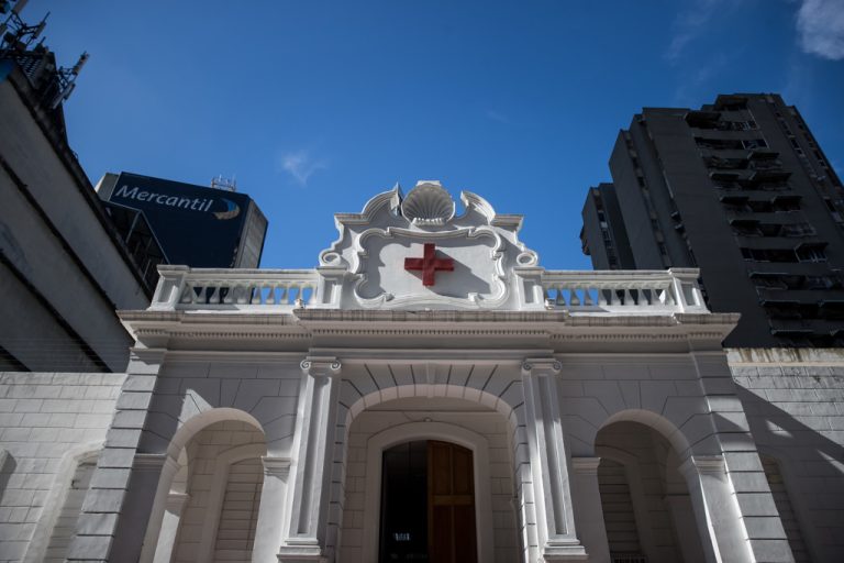 Chavismo reestructura Cruz Roja Venezolana