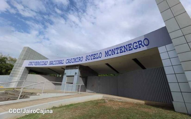 Universidad Casimiro Sotelo