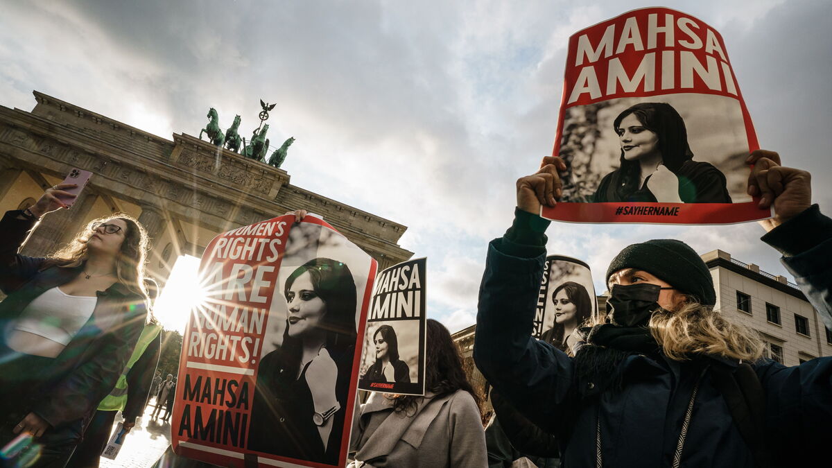 Protestas en Berlín por el asesinato de Mahsa Amini