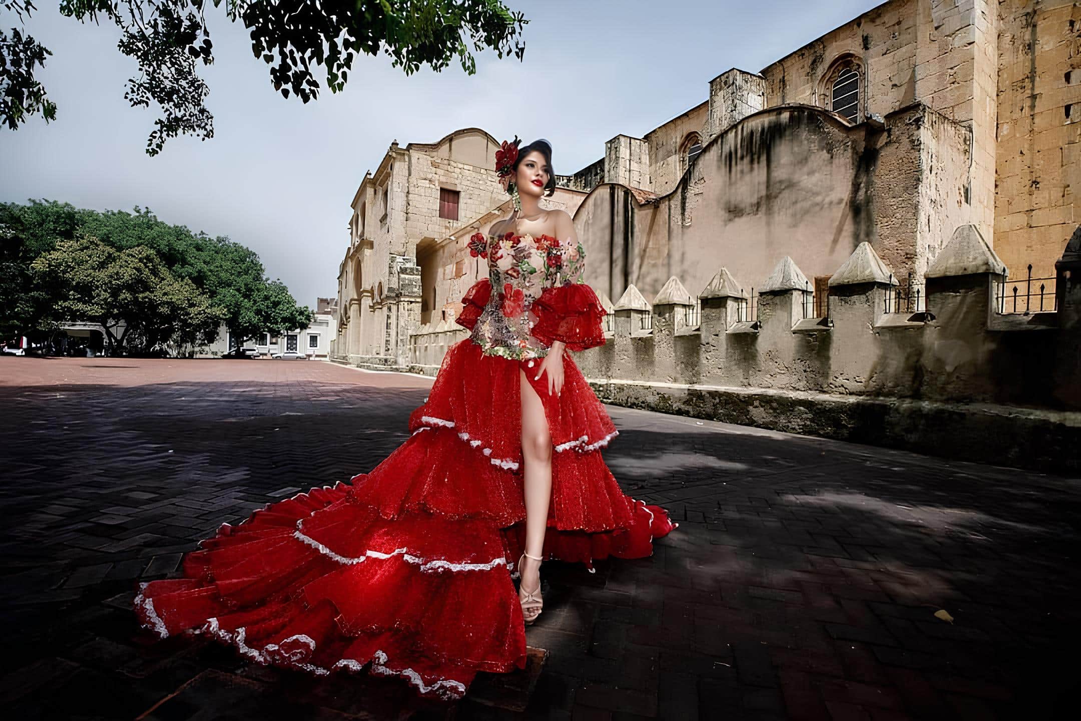 Sheynnis Palacios luce un traje tradicional en República Dominicana