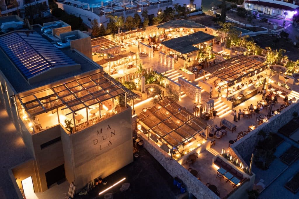 Vista aérea del restaurante Madunia ubicado en Ibiza.