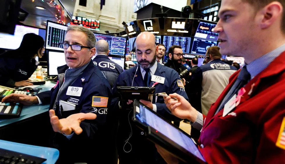 Trabajadores de la bolsa de Wall Street.