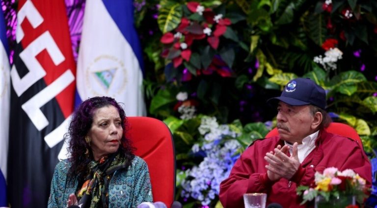 Daniel Ortega y Rosario Murillo.