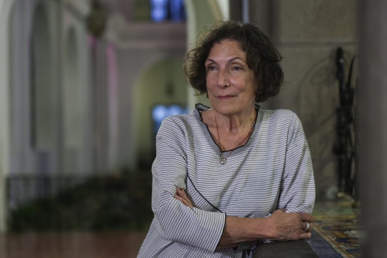 Alma Guillerrmo