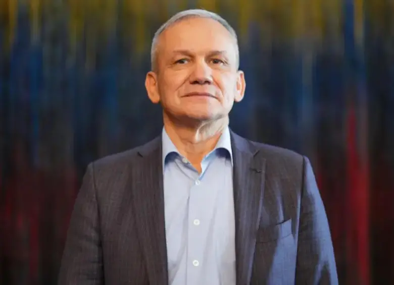 Carlos Ramón González