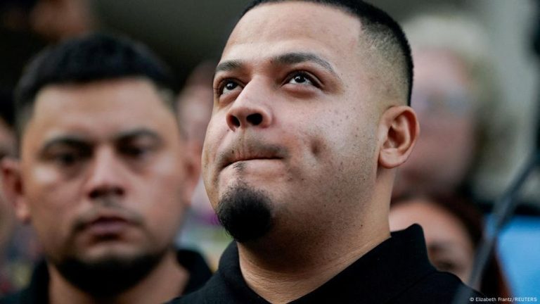 El abogado de Kilmar Ábrego García informó de la detención de su representado (en la imagen). Elizabeth Frantz/REUTERS