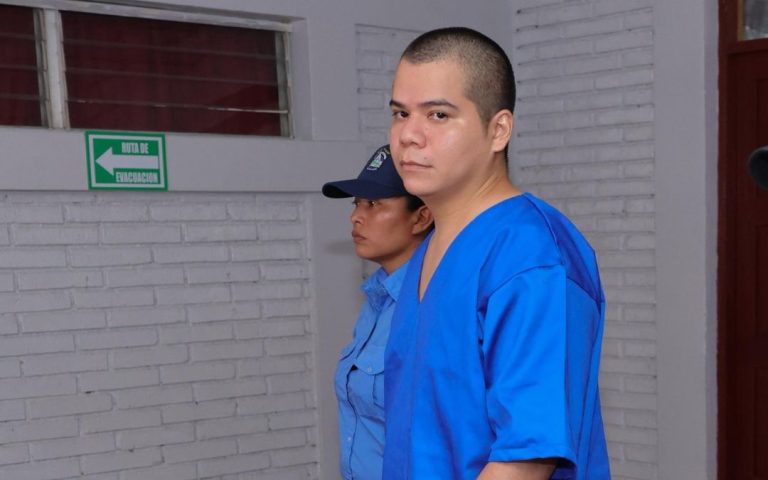 Yerri Estrada preso político