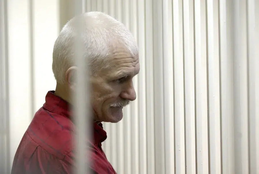 bielorrusia-indulto-nobel-paz-Ales-Bialiatski