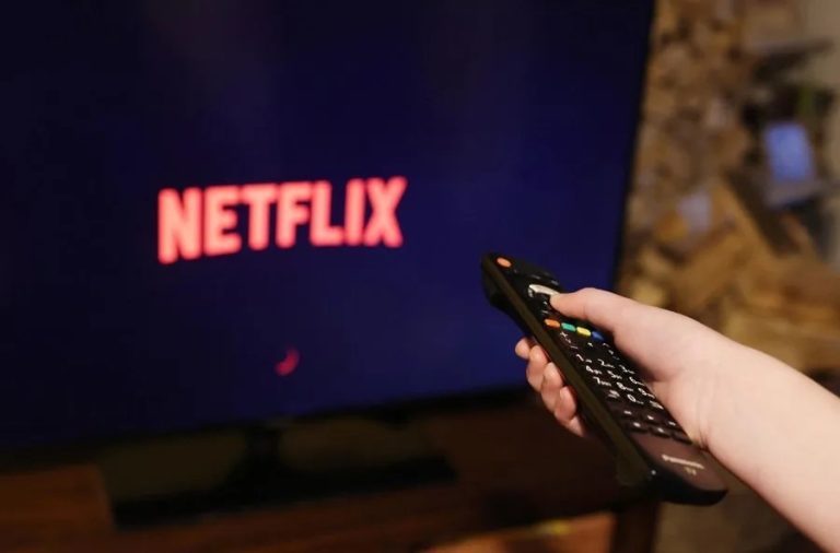 Netflix y Warner Bros se unen en acuerdo multimillonario que crea gigante del streaming