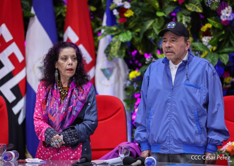 Daniel Ortega y Rosario Murillo