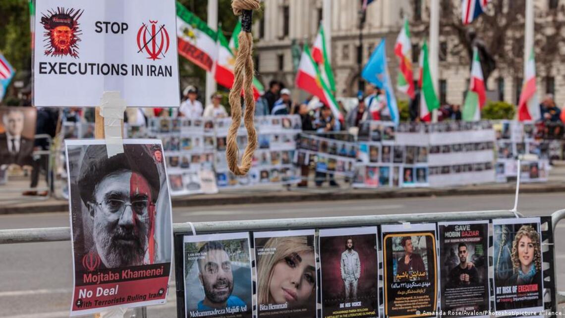 “Preparamos el cuello para la soga”: Irán se excus