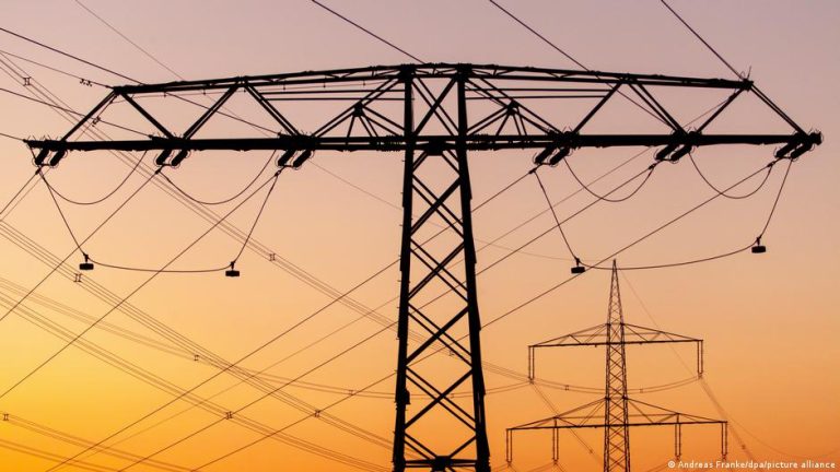Torres de red eléctrica