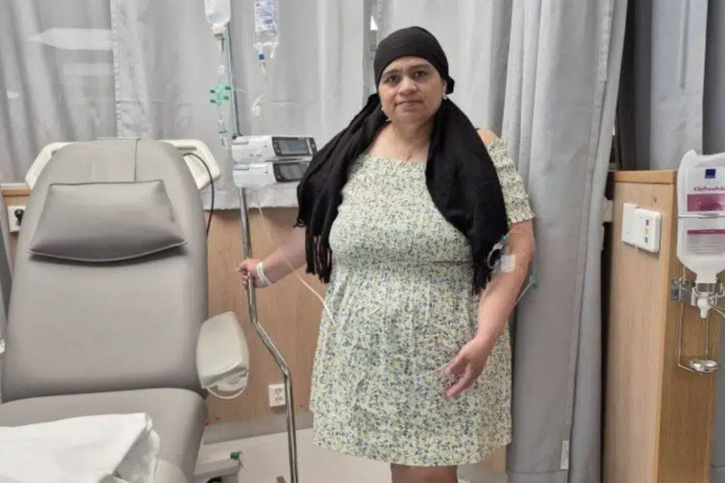 Yonarqui Martínez at the hospital